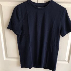 Men’s small slim fit navy t-shirt